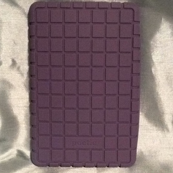Purple Silicone tablet cover, @ 5” x 7 1/2”, NWT - Picture 2 of 6